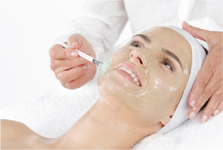 STEP 03 スプリングゲル （肌の老廃物を浮き上がらせる）